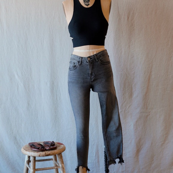 Nordstrom Topshop JAMIE Raw Hem Distressed Gray Skinny Jeans SZ 26 - Picture 4 of 10